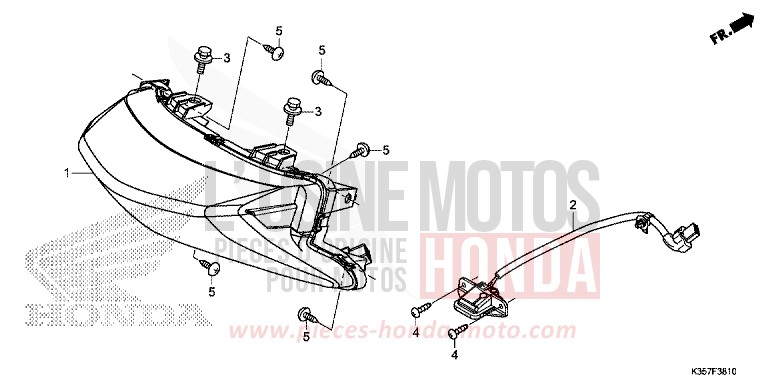 FEUX COMBINES ARRIERE/FEU D'IMMATRICULATION de PCX PEARL HAVANA BROWN (YR284) de 2015